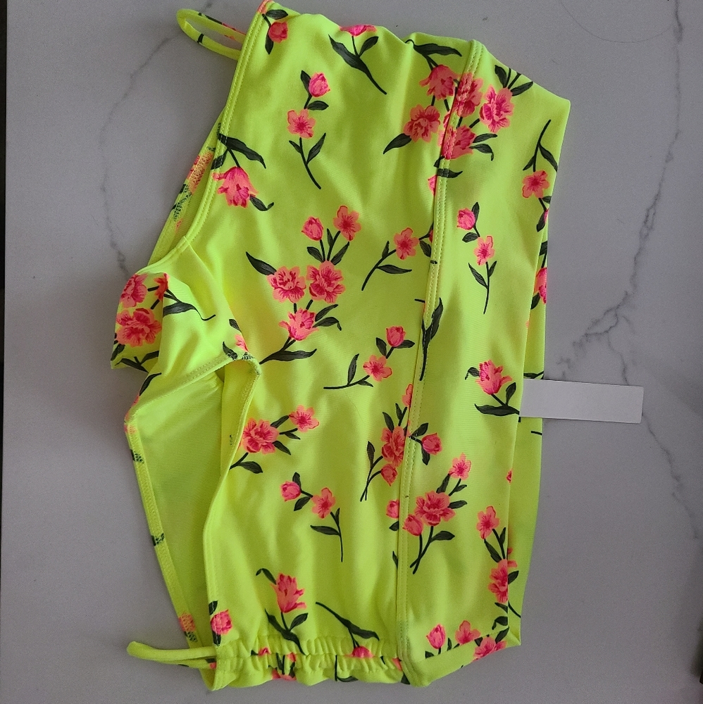 PINK Shortie Shorts NWT